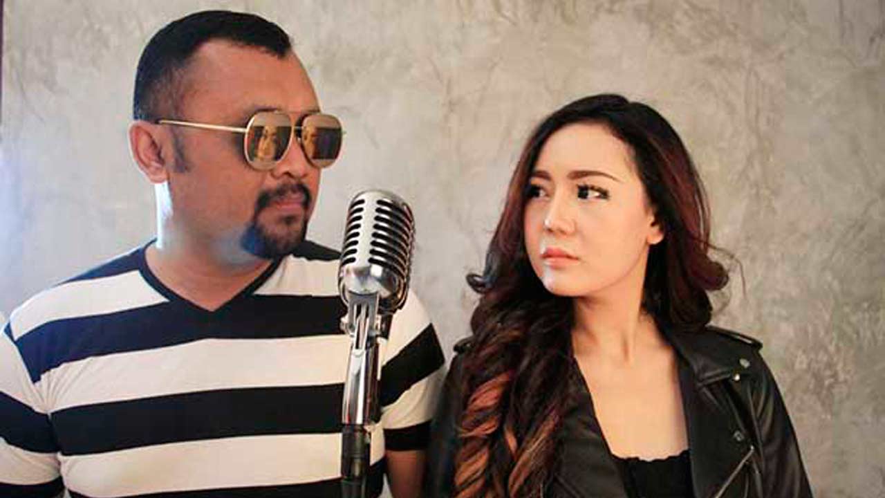 Eddy Law feat Neng Oshin Diminta Tampil di Malaysia
