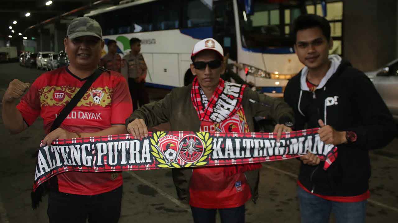Dadang Nekad Dukung Kalteng Putra di Stadion Patriot Bekasi