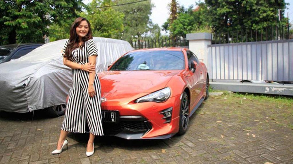 Siti Badriah Trauma Mobil Tertabrak Sekarang Pakai Supir