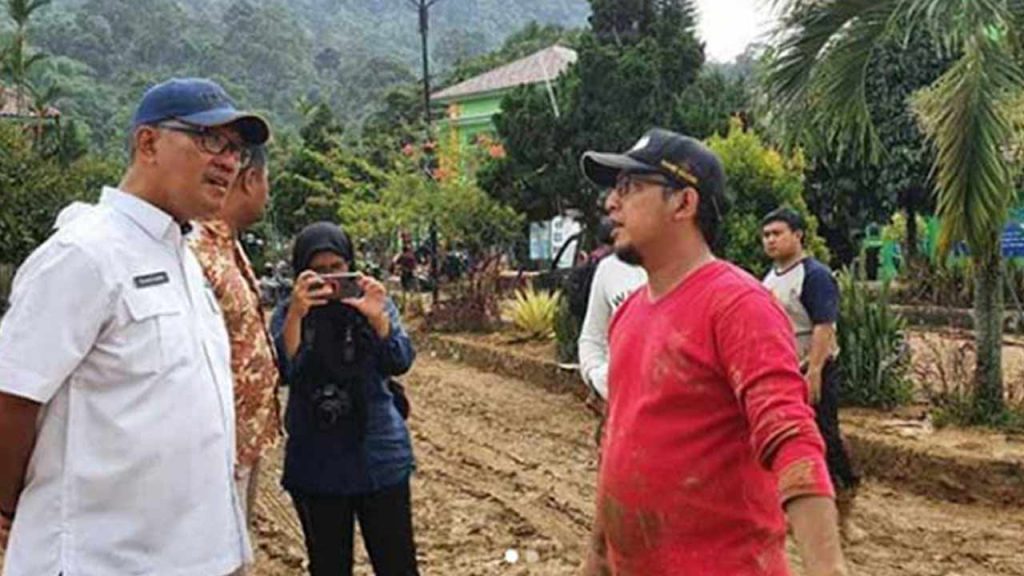 Pesantren Wali Band Terkena Banjir Lebak Banten