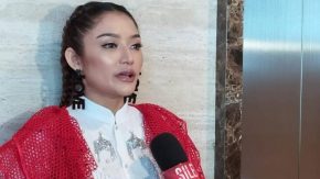 Siti Badriah Heboh Video Kangen Manggung Ala Penyanyi Dangdut
