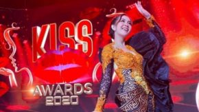 Cantiknya Kania Tampil di "Kiss Awards 2020" Indosiar