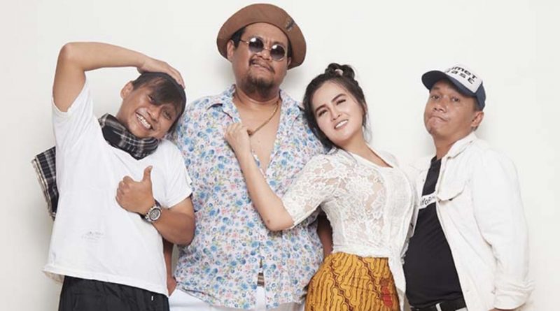 RPH & Dianna Dee Starlight Play Perdana Single Asik Sama Om Om