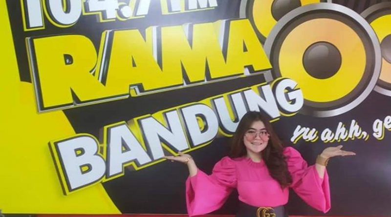 Mimie Fhara Bintang Tamu HUT ke-30 Radio RAMA Bandung