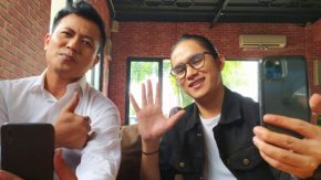 Cerita Ilham & Idam Abad 21 Cari Cuan Lewat Aplikasi Live Streaming