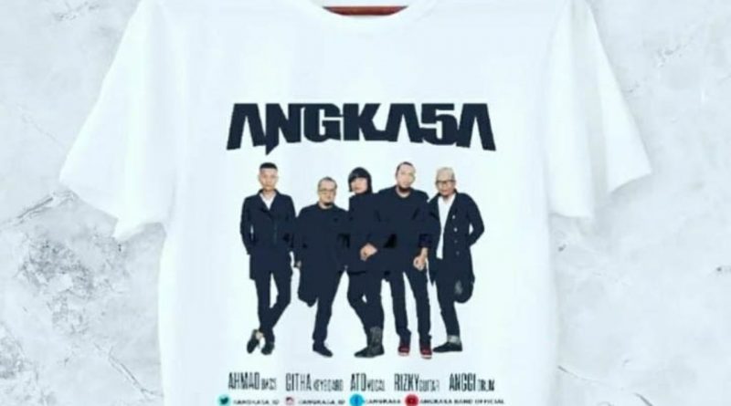 Sukseskan Single SMC, Angkasa Band Rilis Merchandise T-Shirt