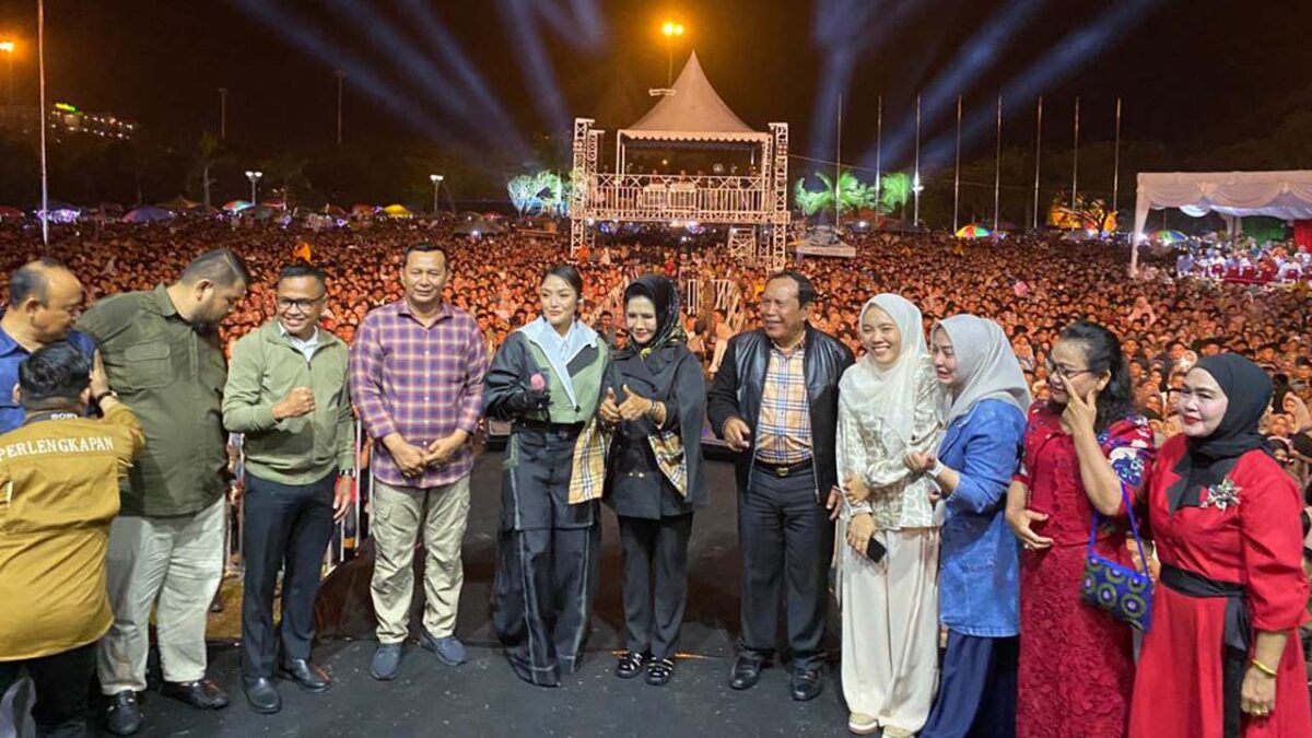 Siti Badriah Sukses Hibur Masyarakat Rokan Hulu