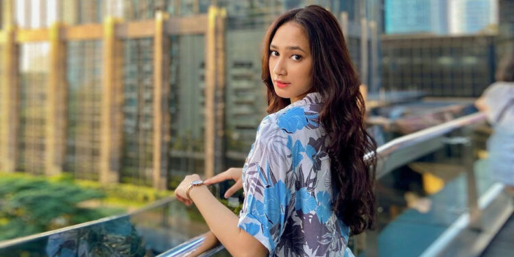 Nadira Sungkar Nggak Nyangka Jadi Model Klip Wali