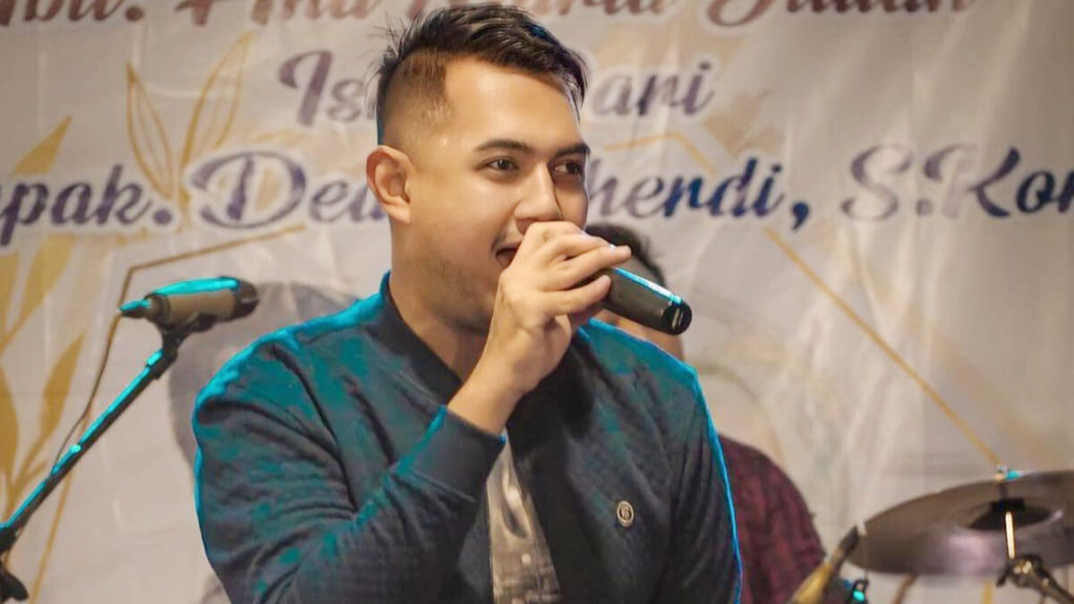 Andi Merpati; Inspirasi Ngeband Ingin Mejeng di Cover Kaset