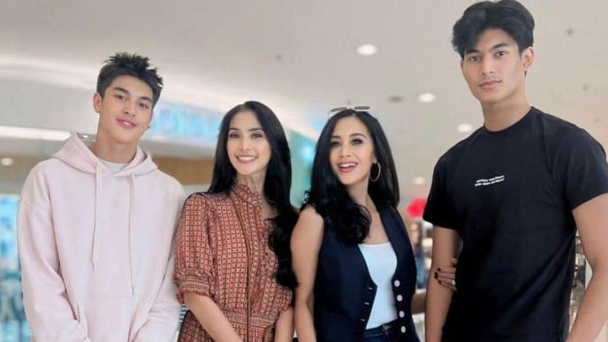 Putra Dua Artis Ini Jadi Model Jersey Indonesia untuk Olimpiade